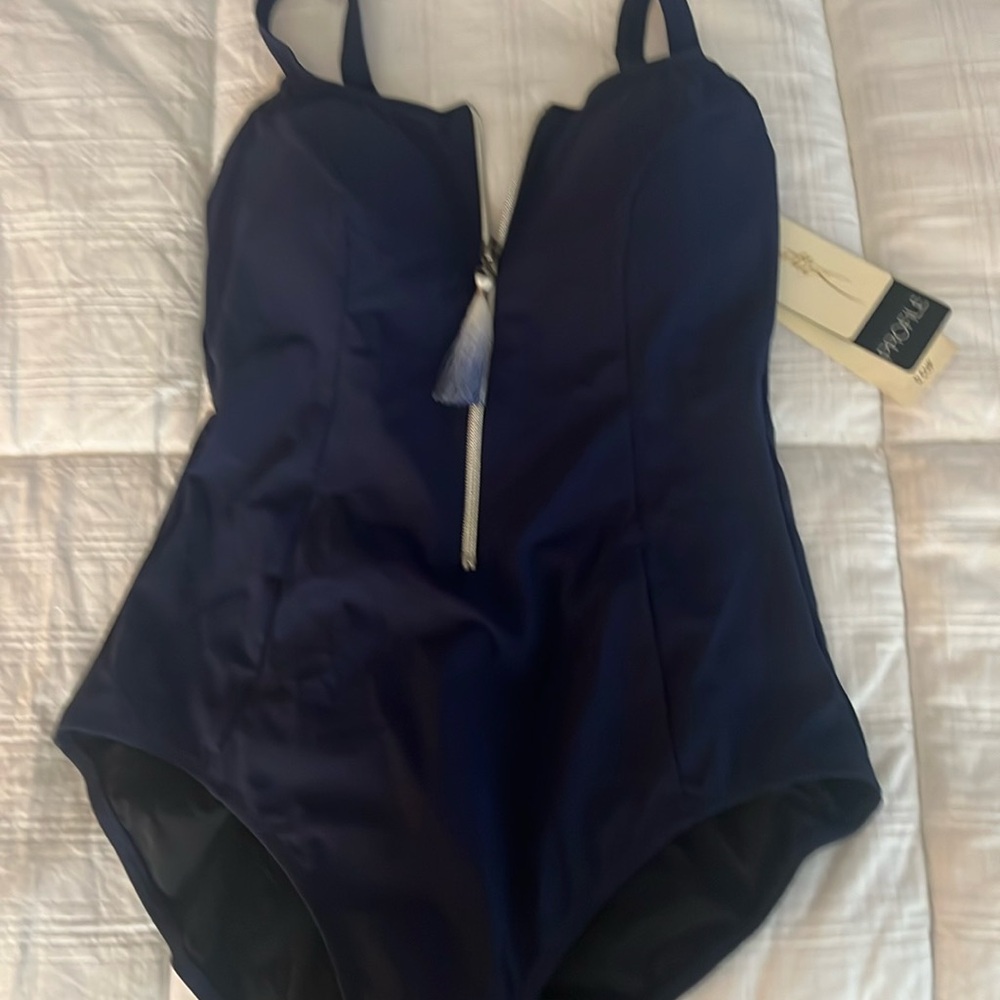 Gottex bathing suit 1 pc brand new  D cup NAVY silver zipper front with pull